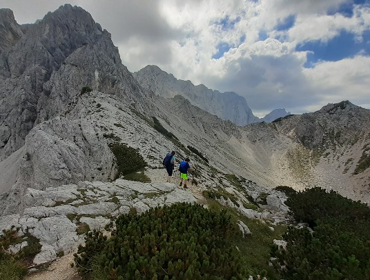 Pass vor Ledinah-Hütte